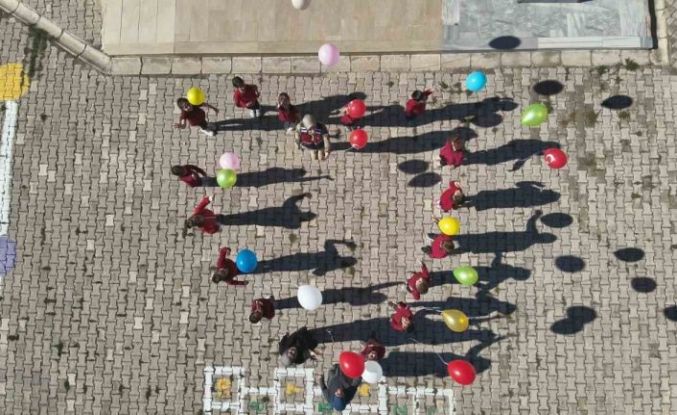 Jandarmadan Dünya Çocuk Hakları Günü’nde farkındalık etkinlikleri