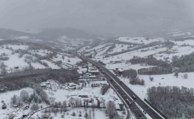 Orta Karadeniz’de kuvvetli yağış uyarısı: Yüksek kesimlerde kar bekleniyor