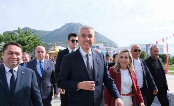 Sağlık Bakanı Memişoğlu: "Sağlıkta son 25 yılda Cumhurbaşkanımızın liderliğinde çok şey yaptık, çok şey ürettik. Daha çok üreteceğiz’’