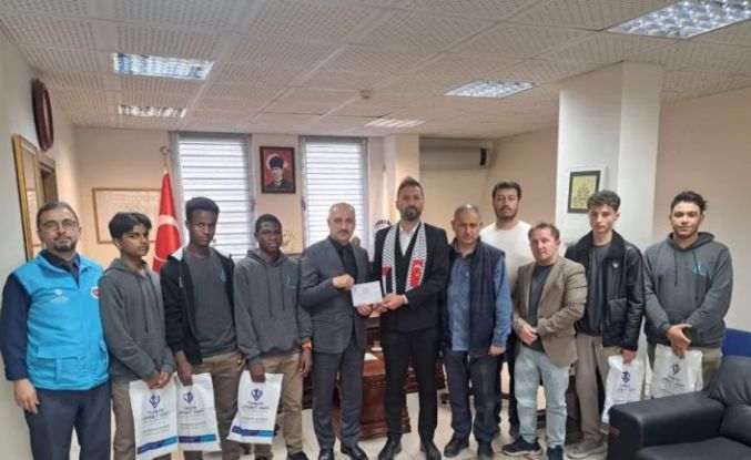 Uluslararası Cevat Ülger Anadolu İmam Hatip Lisesi’nden Filistin için hayır panayırı