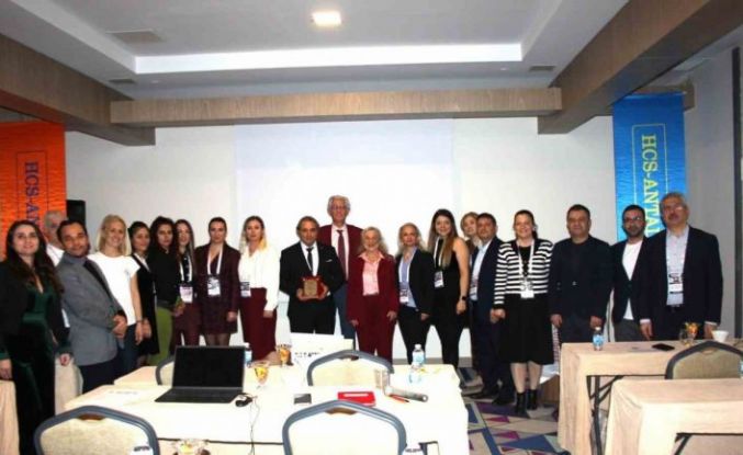 Acil tıp eğitiminde dijitalleşme çalışmasına uluslararası kongrede ödül