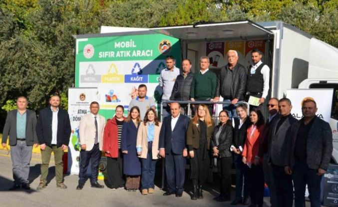 Alanya’da Çevre Dostu Çiftçi Kart Projesi üreticilere anlatıldı