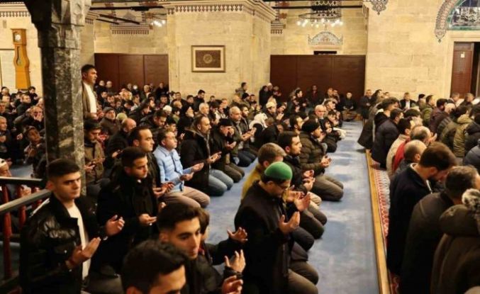 Amasya’da Regaip Kandili idrak edildi