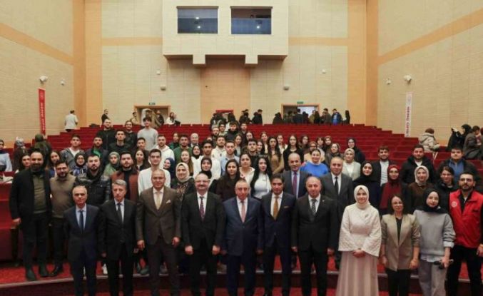 ATAÜNİ genç ofisten ufuk açan panel: "Fikirden aksiyona giden yol"