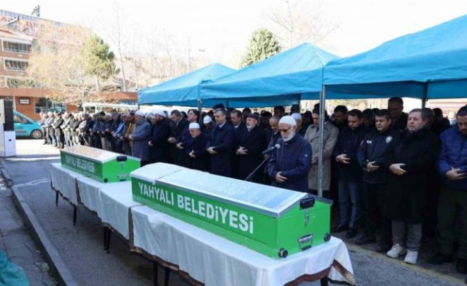 Başkan Öztürk’ün hayatını kaybeden kayınvalidesi son yolculuğuna uğurlandı