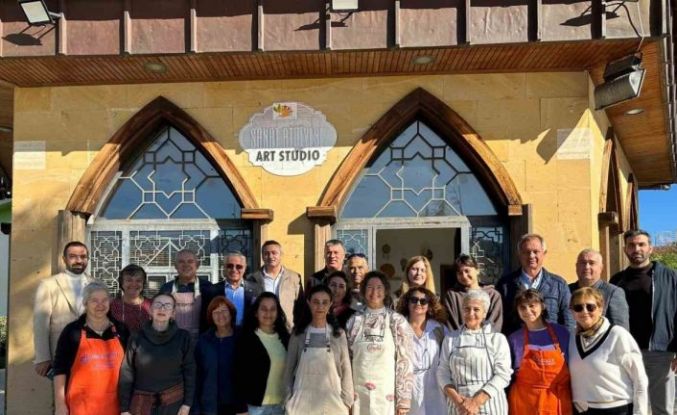 Başkan Topaloğlu: "Seramik sanatına gönül verenler ortaya çok güzel eserler çıkarıyor"