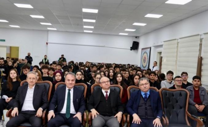 Bilecik’te Fen Lisesinde kariyer günlerine yoğun ilgi