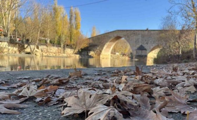 Bin yıllık Haburman köprüsü, tüm ihtişamı ile ayakta