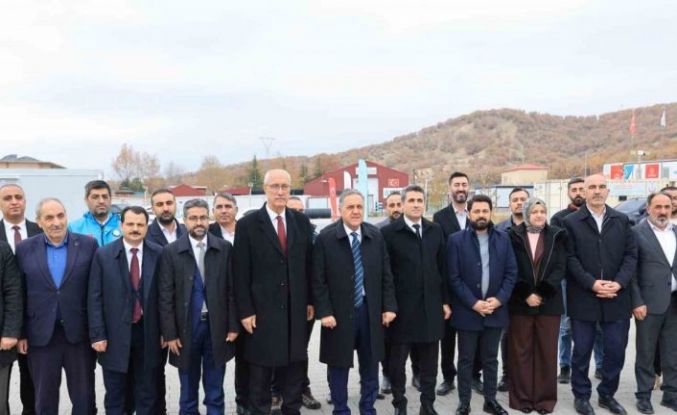 Bingöl’e 5 yeni ambulans ve 2 UMKE aracı tahsis edildi