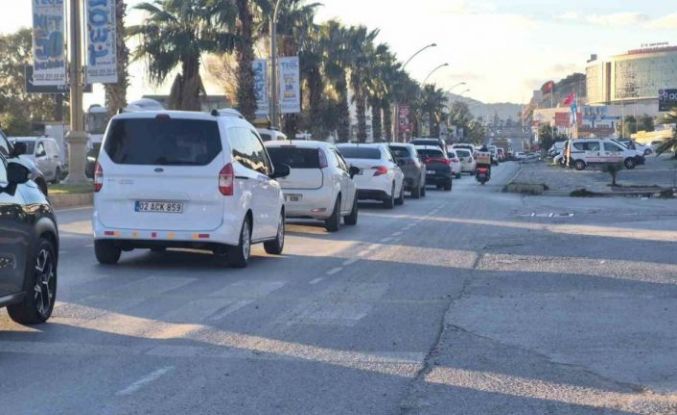 Bodrum’da yeni yıl trafiği: "Uzun araç kuyrukları oluştu"
