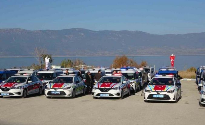 Burdur’da güvenlik güçlerine 56 yeni araç teslim edildi