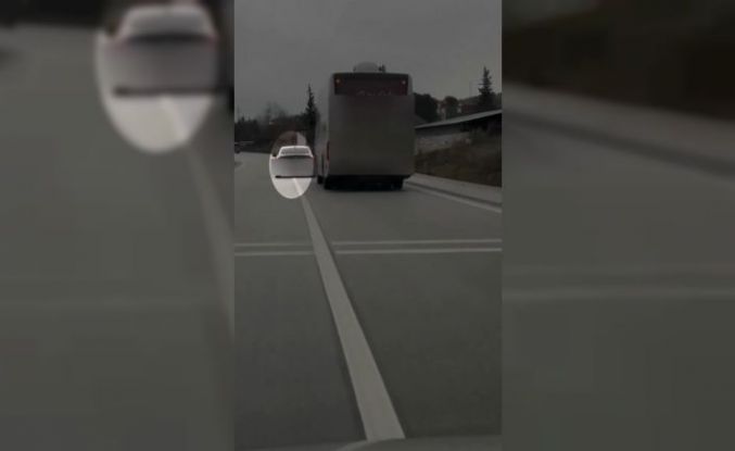 Burdur’da yolcu otobüsünün trafik güvenliğini tehlikeye sokan sürücüye ceza