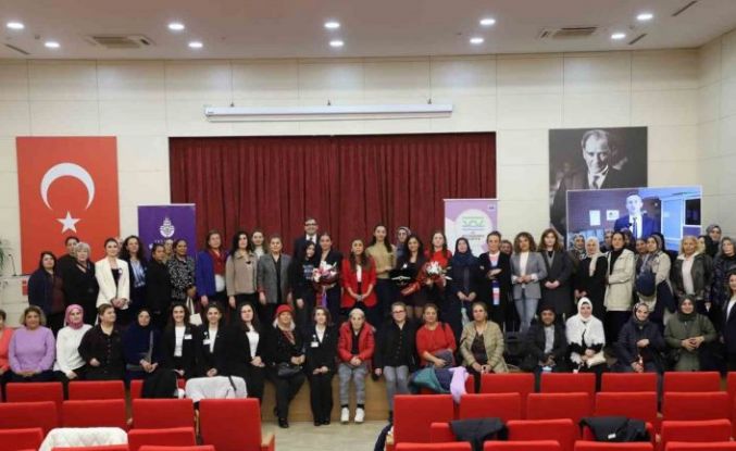 Büyükçekmece’de kadınlar şiddete karşı bir araya geldi