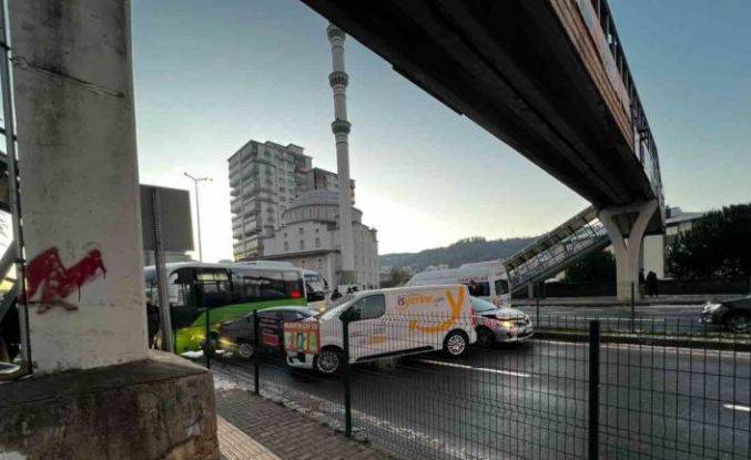 Buzlanma zincirleme kazaya neden oldu