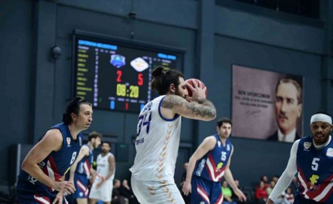 Çayırova Belediyesi, sahasında Finalspor’u 87-81 yendi