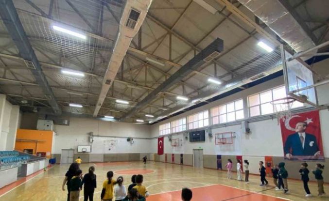 Çocuklar geleneksel çocuk oyunlarını oynadı