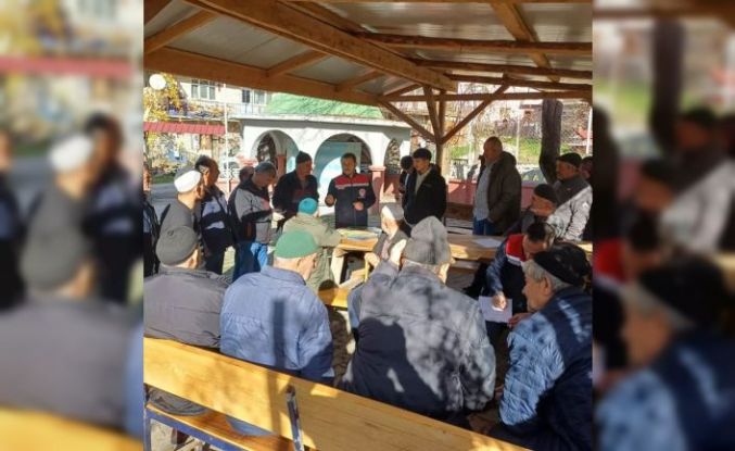 Çukurören köyünde üreticilere eğitim