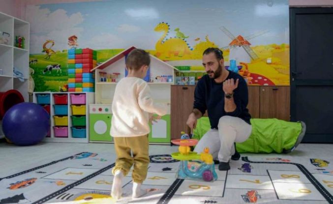 Diyarbakır’da özel çocuklar için oyun terapisi hizmeti