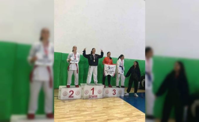 Efeler’den karatede çifte madalya gururu