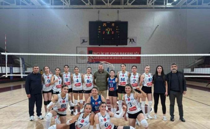 Elazığ Belediyespor Kadın Voleybol Takımı dolu dizgin gidiyor