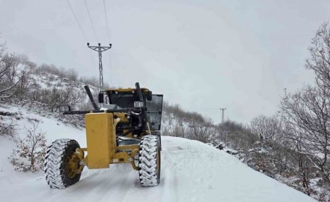 Elazığ’da 88 köy yolunda çalışmalar sürüyor
