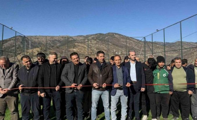 Fekeli gençler sahasına kavuştu