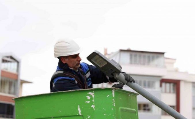 Fırat EDAŞ’tan şehir aydınlatmasına 13 milyon lirayı aşan yatırım