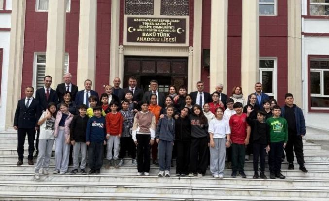 Fırat Üniversitesi Bakü’de tanıtıldı