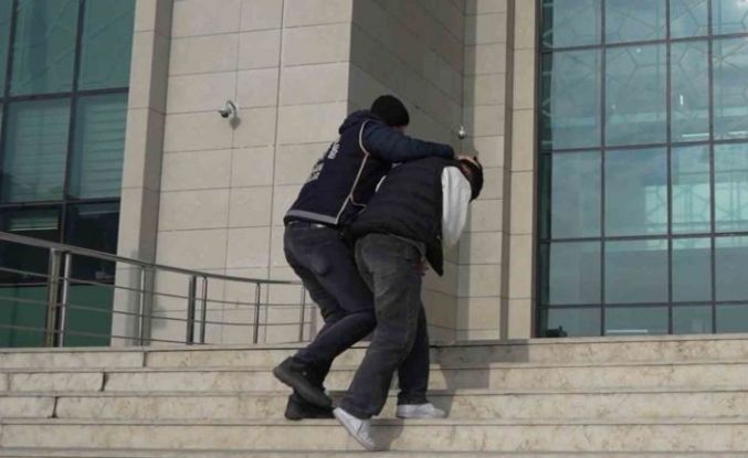 "Gasp" ve "şantaj" iddiasıyla mahkemeye sevk edilen 2 şüpheliye adli kontrol