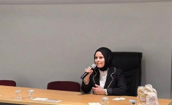 Gediz’de tarhana çorbası üretim işletmesi sahibi öğrencilerle buluştu