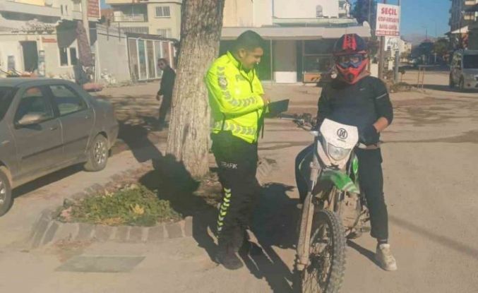 Gölbaşı ilçesinde motosiklet denetimleri devam ediyor