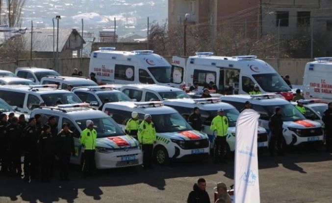 İçişleri Bakanlığı’ndan Hakkari’ye 45 yeni hizmet aracı