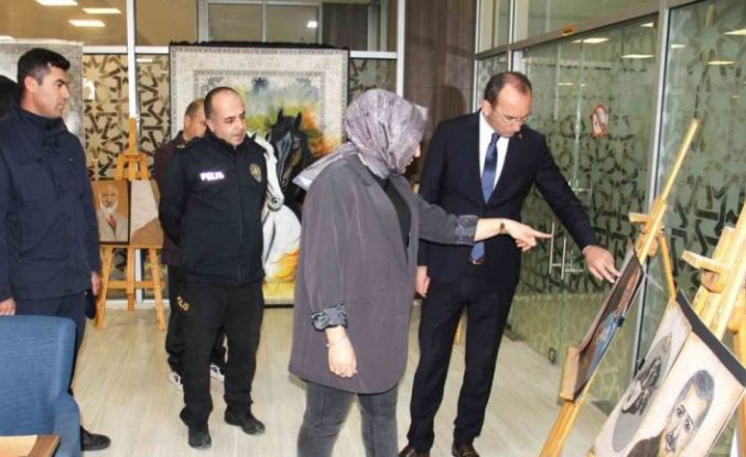 Kahramanmaraş’ta halıdan tuvale uzanan sergi yolculuğu