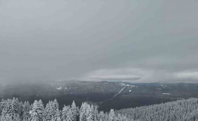 Karla kaplanan Ilgaz Dağı havadan görüntülendi