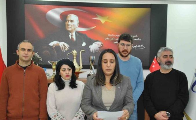 Kars SMMMO Başkanı Didem Turhan’ın 586 Sayılı Vergi Usül Kanunu Genel Tebliğine İlişkin basın açıklaması