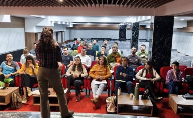 Karslı dağcılardan Kars’a Spor Tırmanış hakemliği