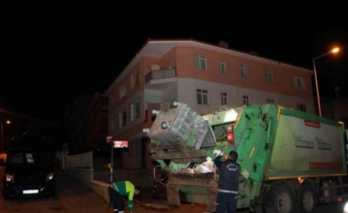 Keçiören Belediyesi temizlik çalışmalarını aksatmadan sürdürüyor