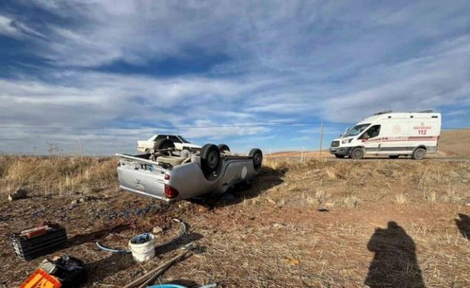 Kulu’da belediye aracı takla attı, 3 personel yaralandı