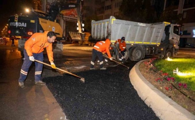 Mersin’de asfalt mesaisi geceye taşındı