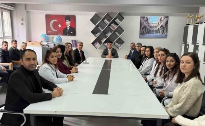 Müdür Yılmaz: "Saim öğretmenin adı spor salonunda yaşatılacak"