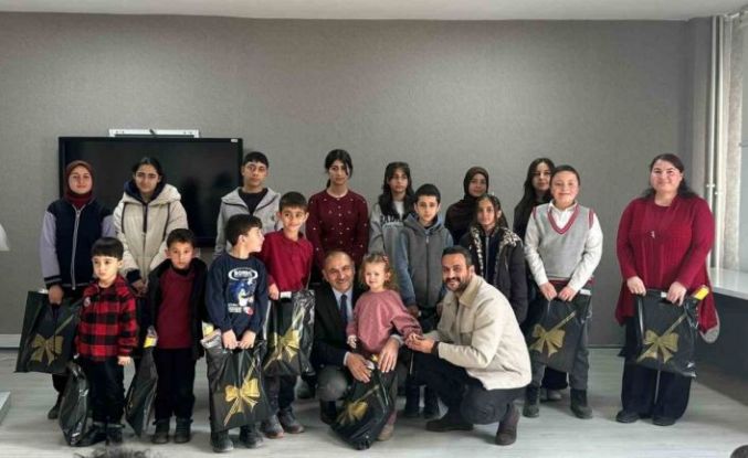 Muradiye’de 2. kitap okuma yarışması ödül töreni düzenlendi