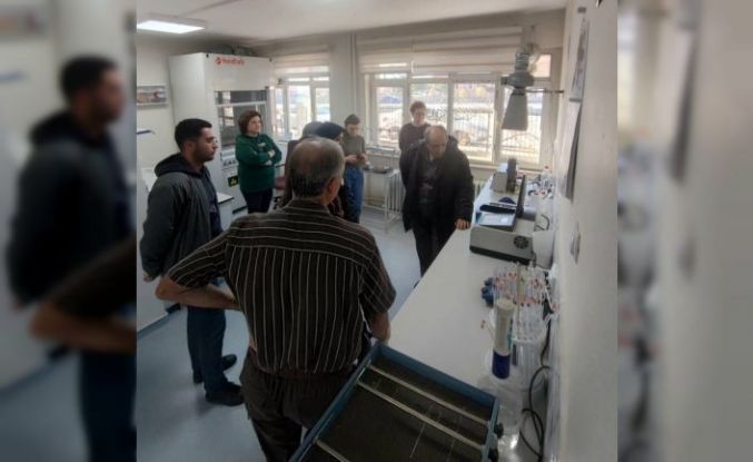 Öğrenciler analizleri yerinde gördü