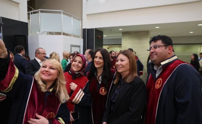 OMÜ’de 182 akademisyen akademik yükseltme töreniyle tebrik edildi