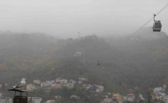 Ordu’nun ‘seyir terasında’ sis güzelliği