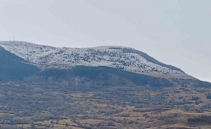 Posof kar yağışı sonrası beyaza büründü