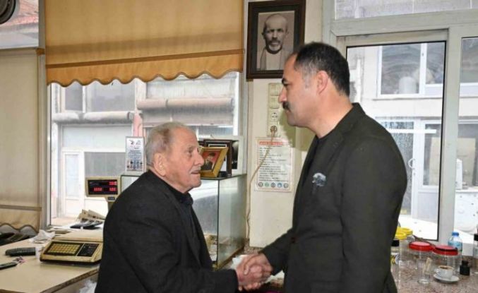 Regaip Kandili’nde, Demirci’de ustalara vefa ziyareti