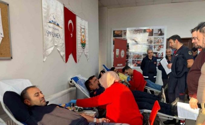 Şanlıurfa İtfaiyesi’nden kan bağışı