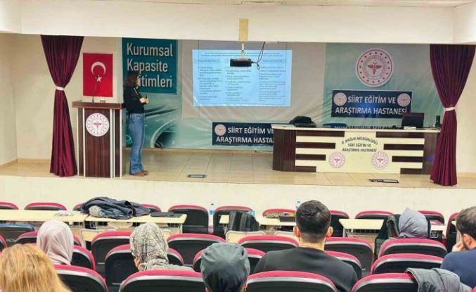 Siirt’te enfeksiyon kontrol önlemleri eğitimi düzenlendi