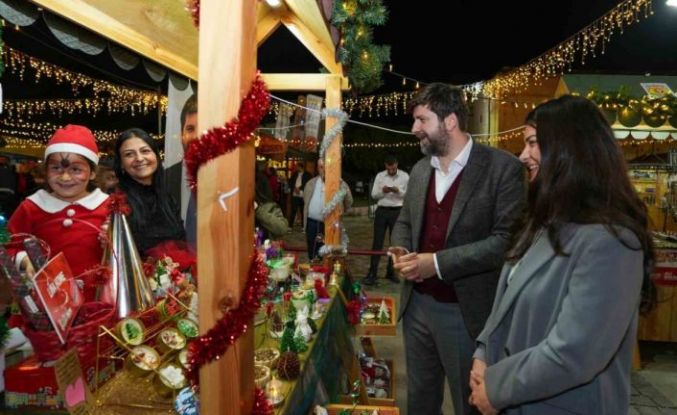 Tarsus’ta yılbaşı pazarları kapılarını açtı