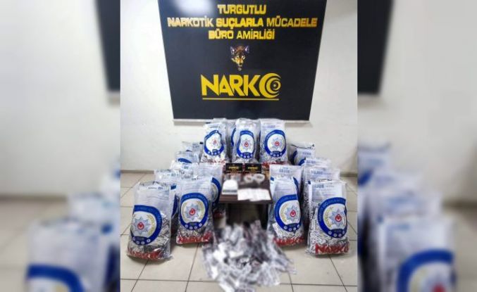 Turgutlu’da 83 bin sentetik ecza ele geçirildi